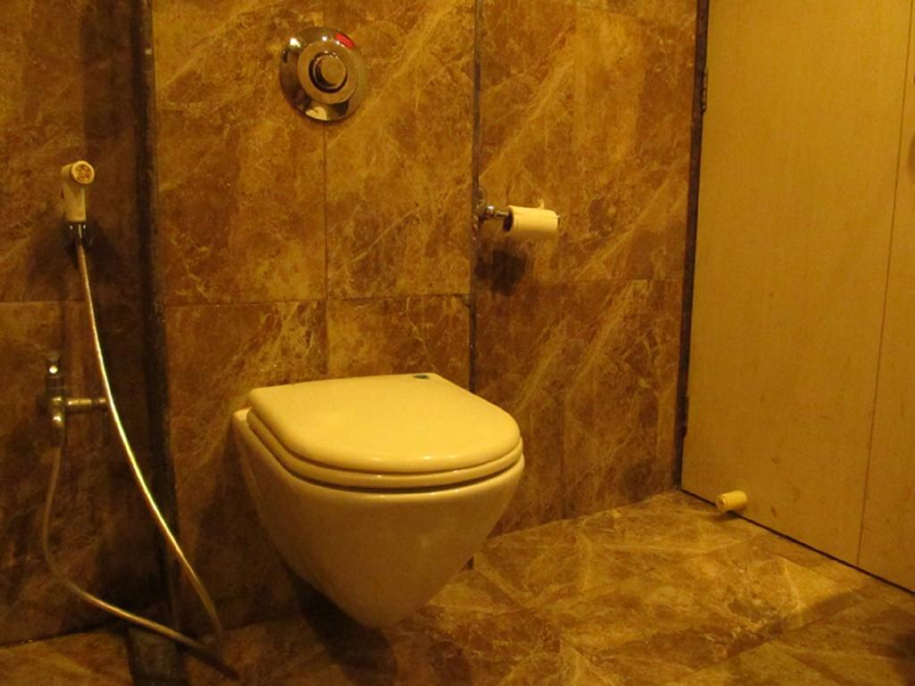 Hotel Sai Regency Daman Camera foto